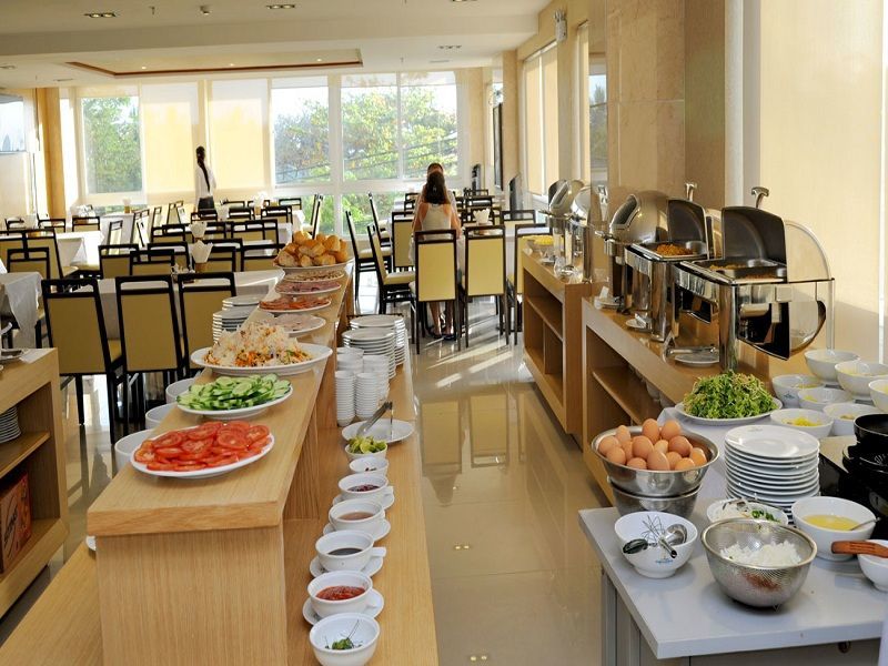 Dendro Beachfront Hotel Nha Trang Exterior photo